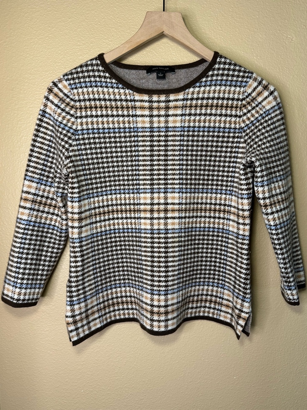 Ann Taylor Wool Mix Checkered 3/4 sleeve Sweater Women’s size Medium